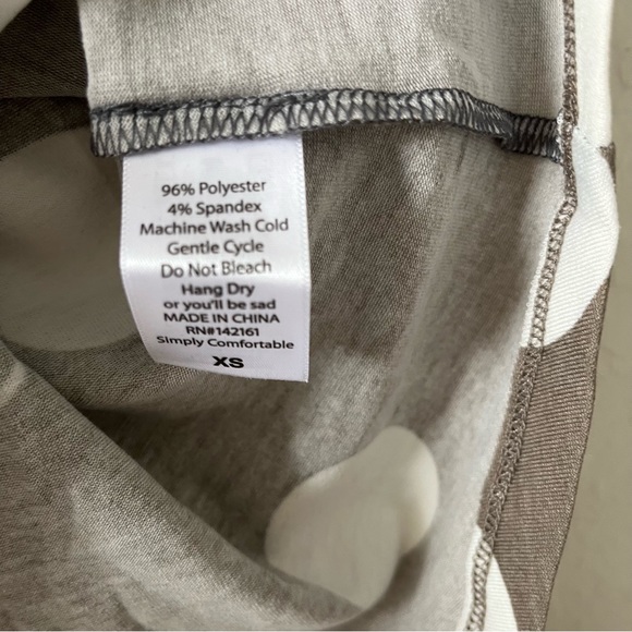 Lularoe Randy Top - Picture 5 of 7